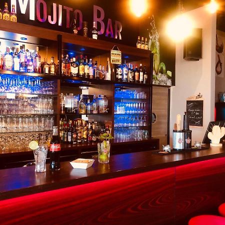 Comfort Hotel Orleans Olivet Provinces Екстериор снимка